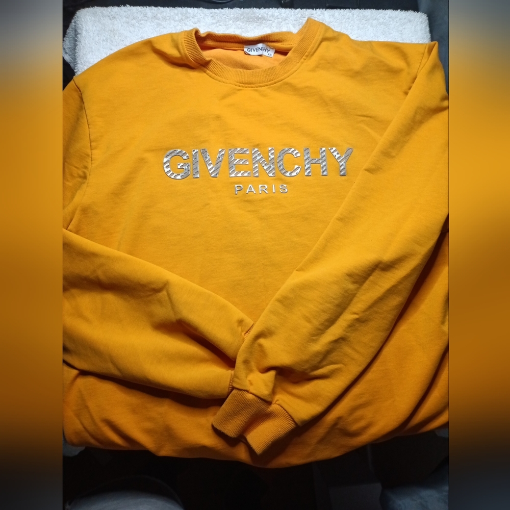 Givenchy sweatshirt